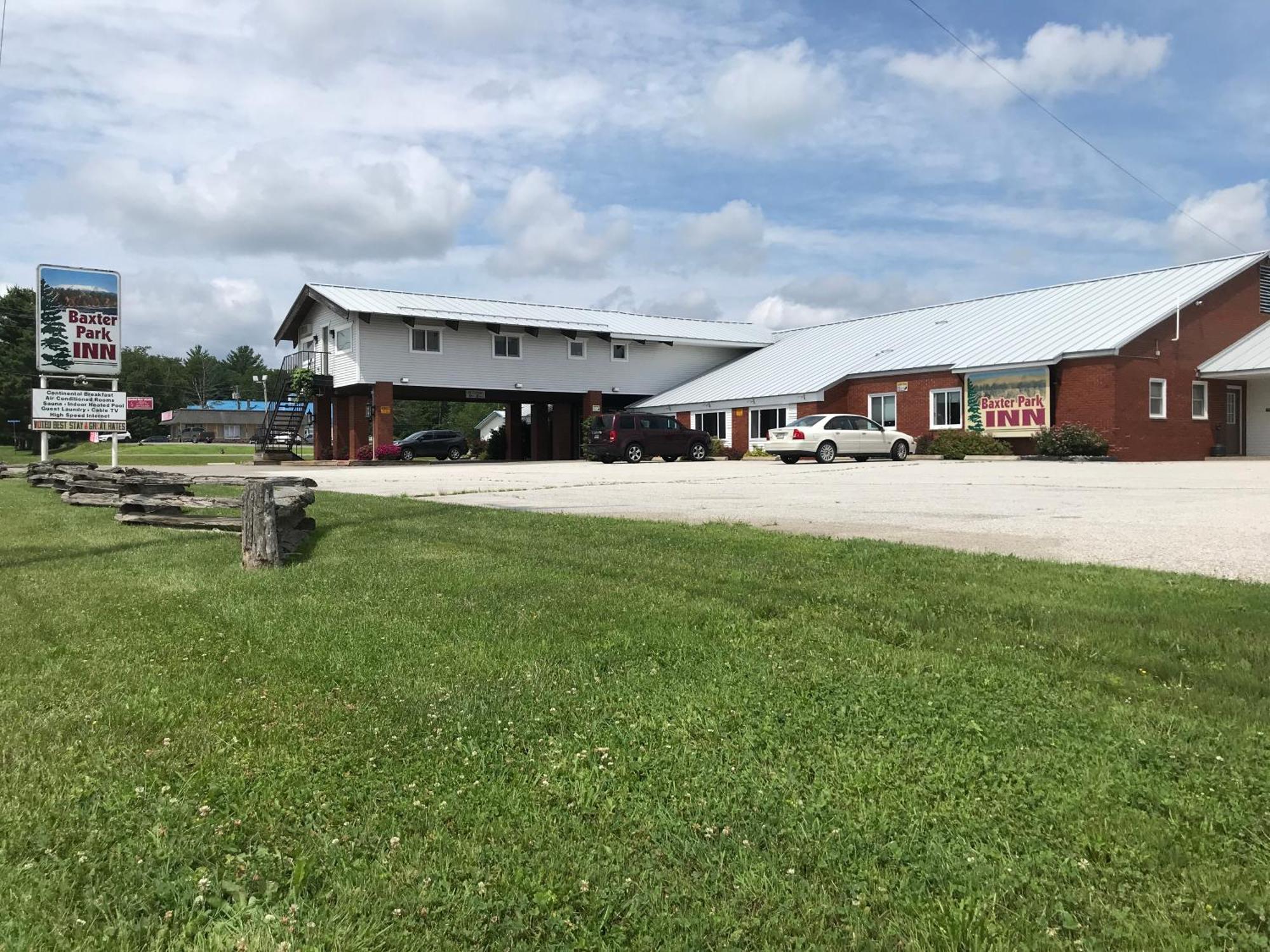 Baxter Park Inn Millinocket Exterior photo