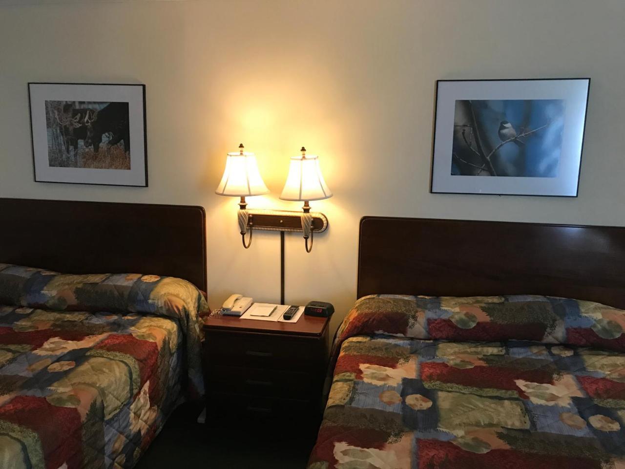 Baxter Park Inn Millinocket Exterior photo