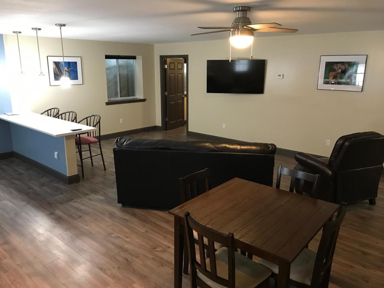 Baxter Park Inn Millinocket Exterior photo